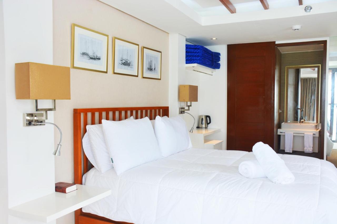 Signature Boracay Blue Manoc-Manoc Bagian luar foto